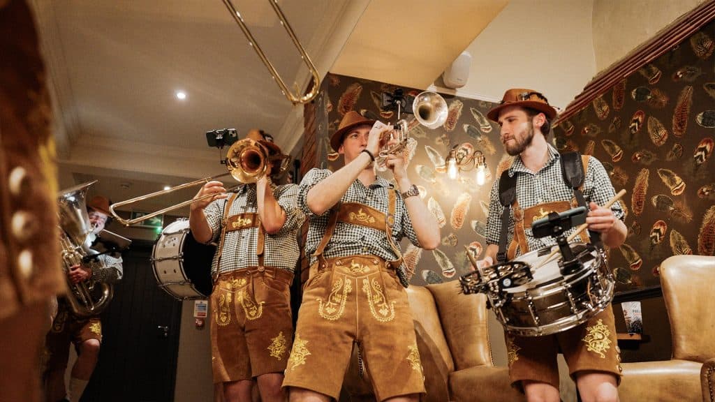 03 Oompah Band